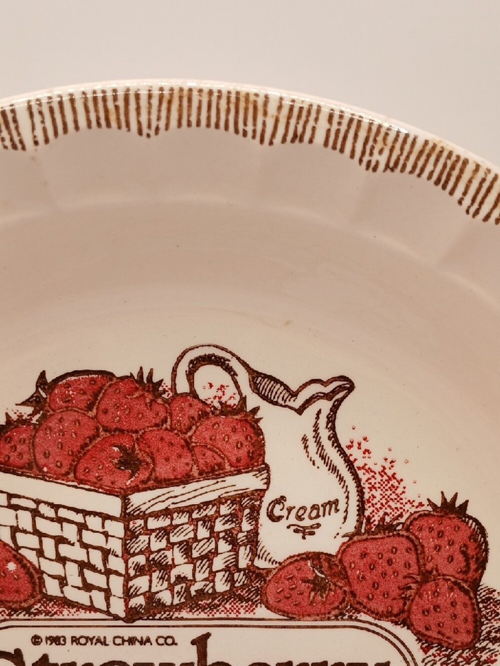 Vintage Strawberry Pie Plate w/ Recipe Royal China Co. - Picture 7 of 16